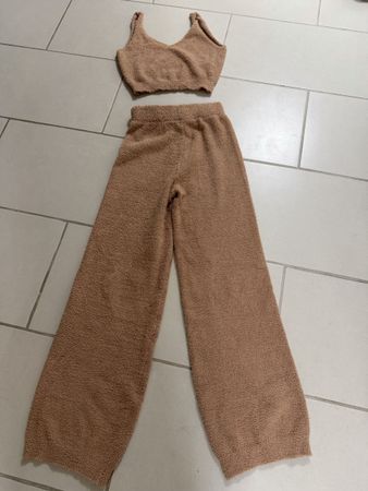 Flauschiger Loungewear Anzug, Grösse S, Top Zustand!
