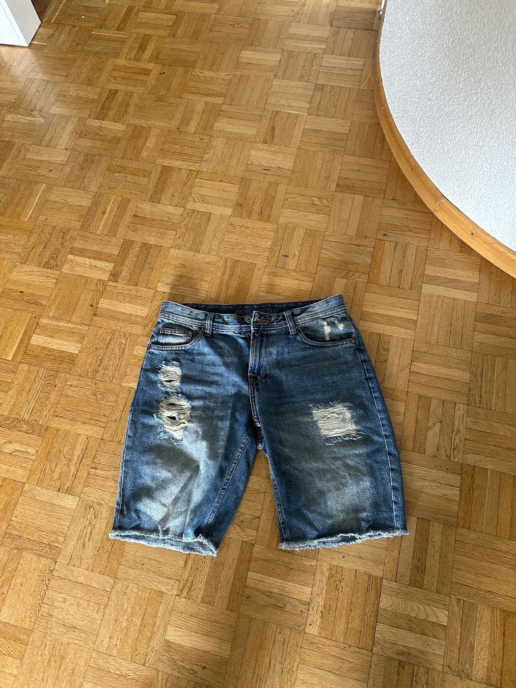 Jeans: 2  Jeans homme 32 – Nuovo (secondo la descrizione) da Biel/Bienne venduto da orange1 2