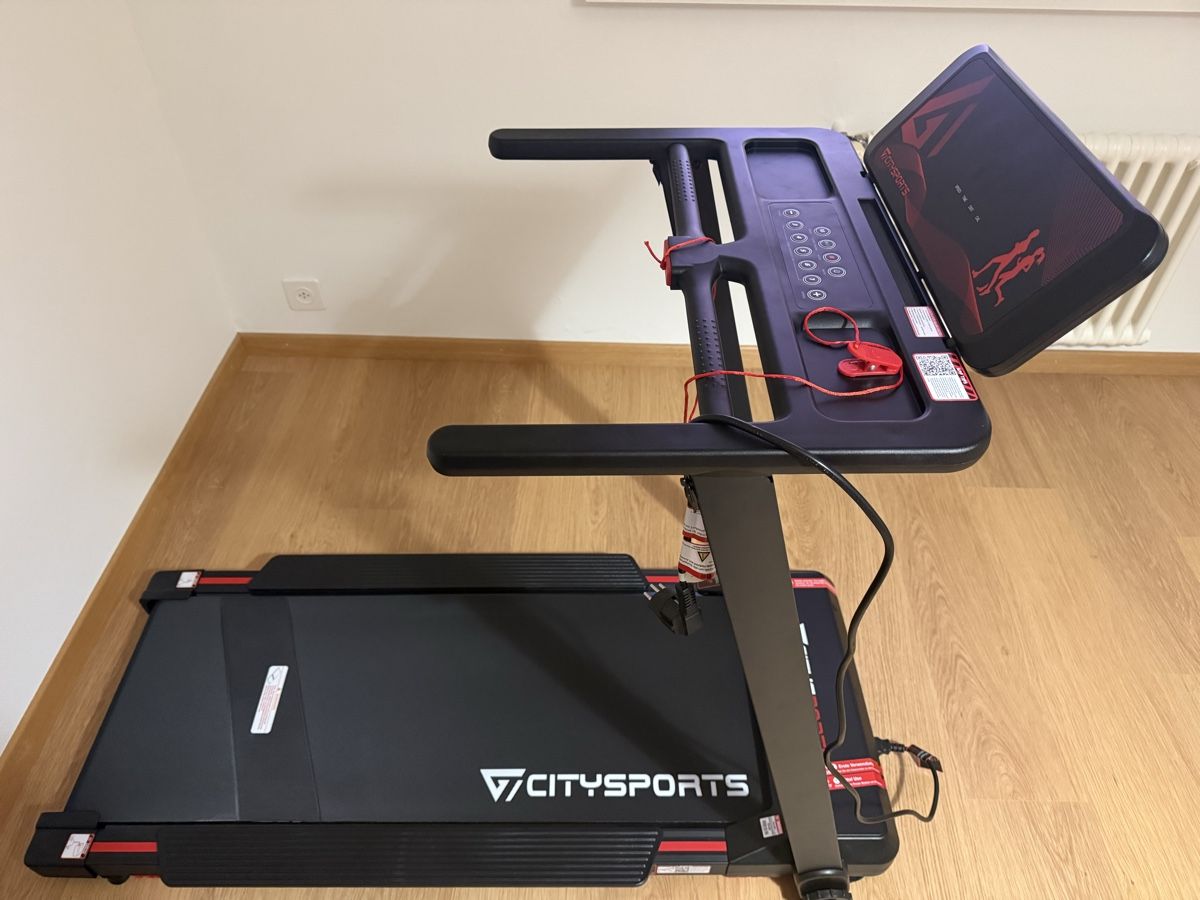 Macchine per carico, silaggio e trasporto: Tapis de course pliable et inclinable  – Usato da Longirod venduto da sara08