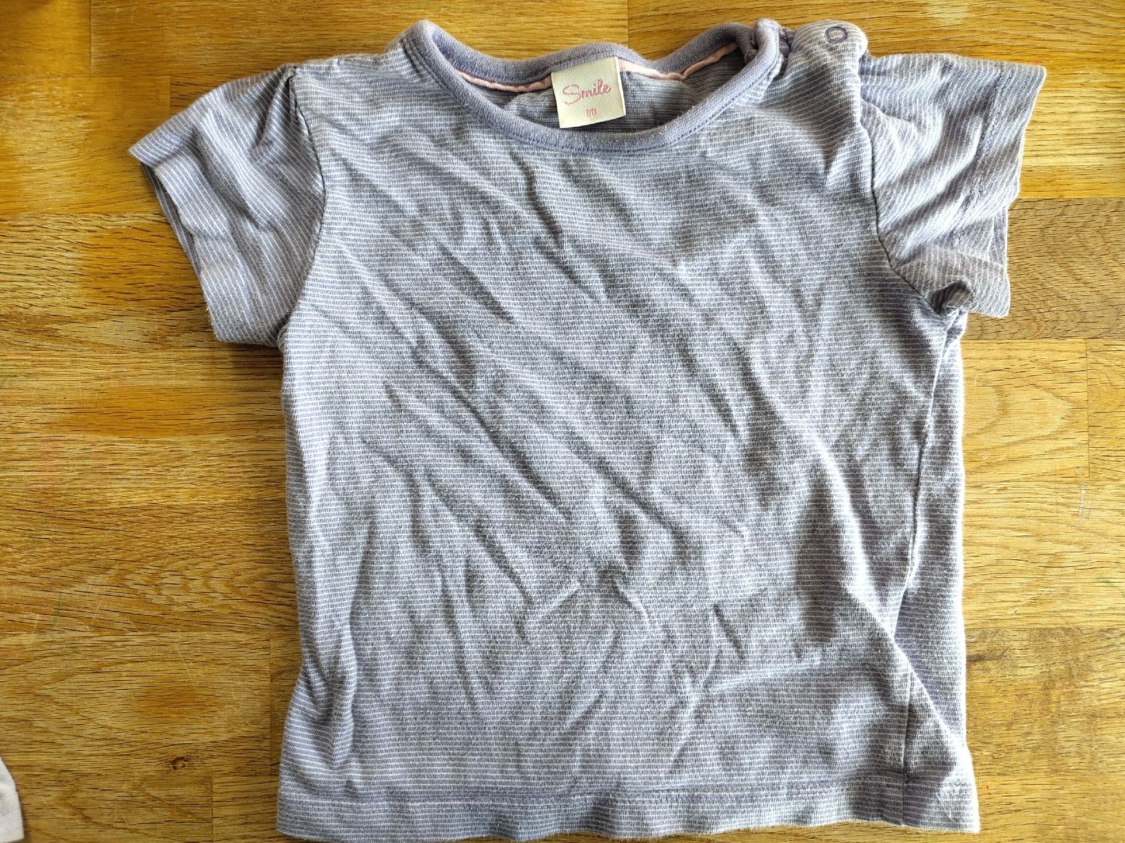 T-shirt: Zwei schöne Tshirts – Usato da Solothurn venduto da sam9129 1