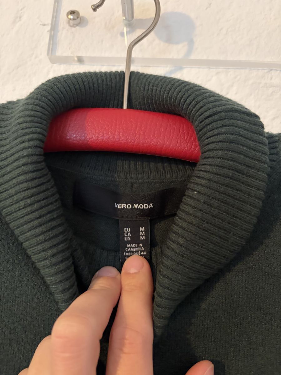 Pullover & Sweatshirts: Vero Moda Rollkragenpullover – Neu (gemäss Beschreibung) aus Bern von mae_jn57 2