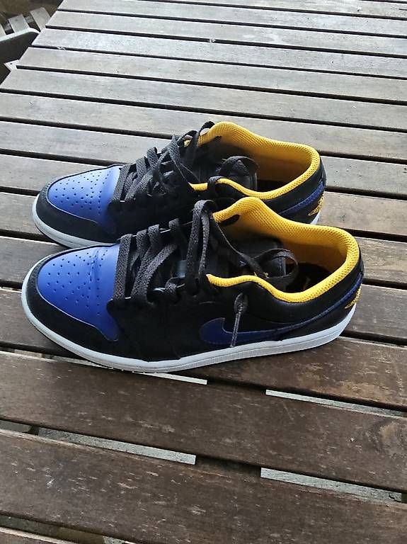 Jordan Scarpe da uomo: Nike Air Jorden gs – Usato da Niederglatt ZH venduto da Murat69