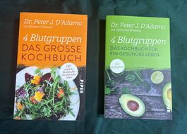 2 Bücher von den 4 Blutgruppen