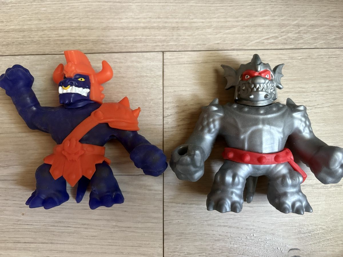 Giocattoli: GOO JIT ZU figuren set – Usato da Herzogenbuchsee venduto da warrior77 4
