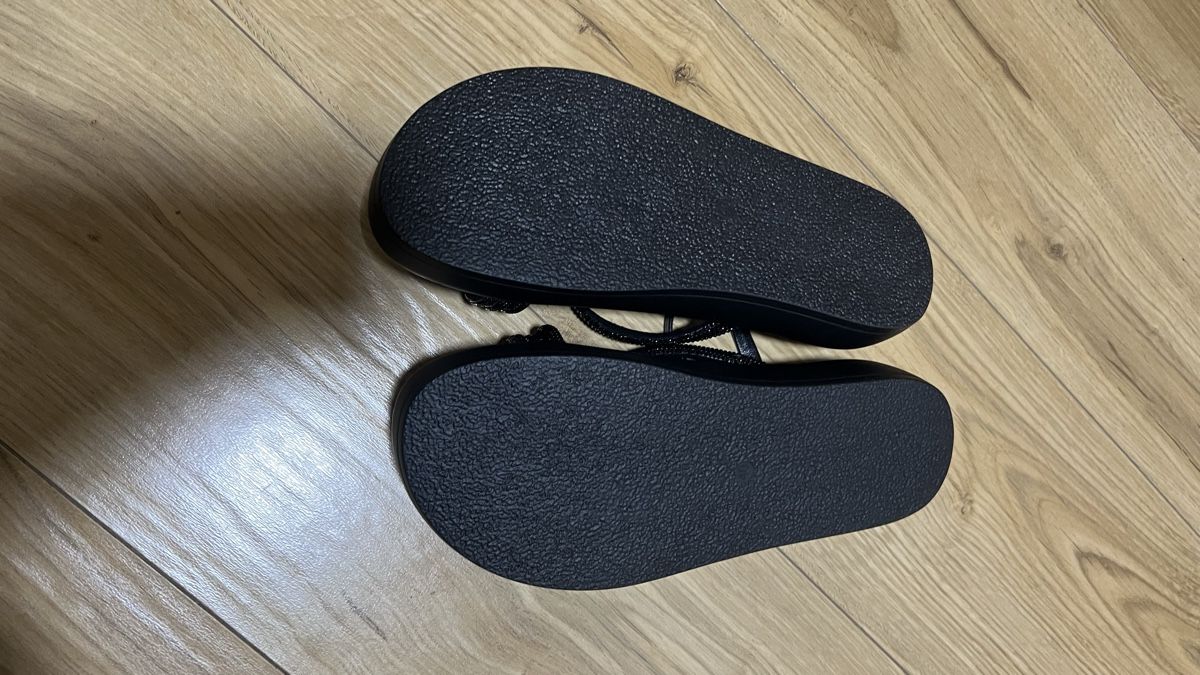 Damenschuhe: Sandale Oxmox NEU 40 – Neu (gemäss Beschreibung) aus Bern von best.secondhand 3