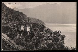 Dirinella, Häuser am Seeufer mit Bahnli