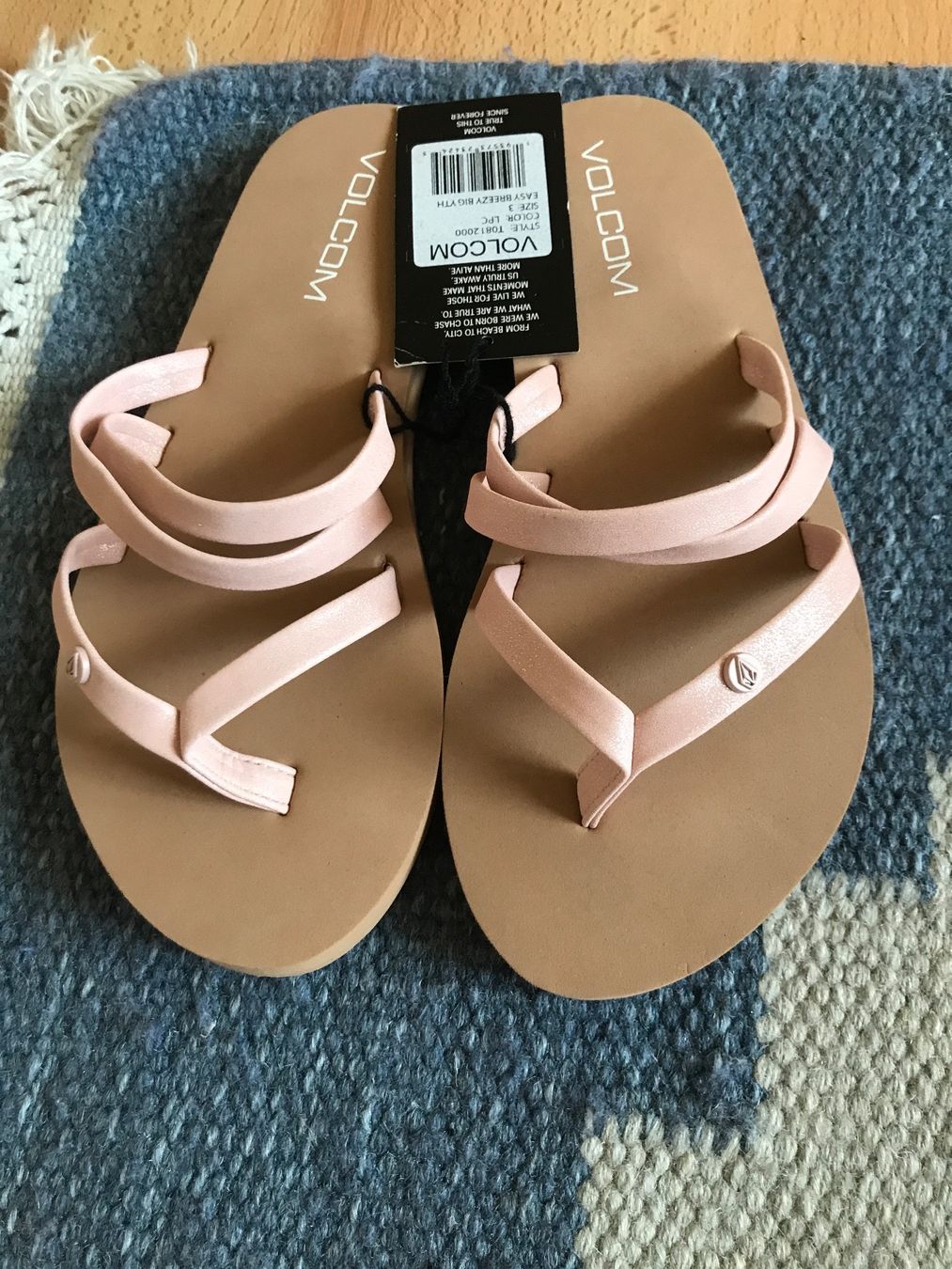 Scarpe per ragazze: Flip-Flops VOLCOM UK3/35,5 EU – Nuovo e nell'imballaggio originale da Tafers venduto da ValKara 1
