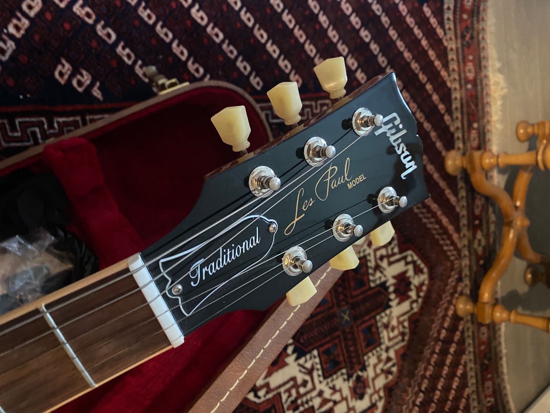 Gibson Musikinstrumente: Gibson Les Paul traditional – Gebraucht aus Les Charbonnières von bap_s68x 1