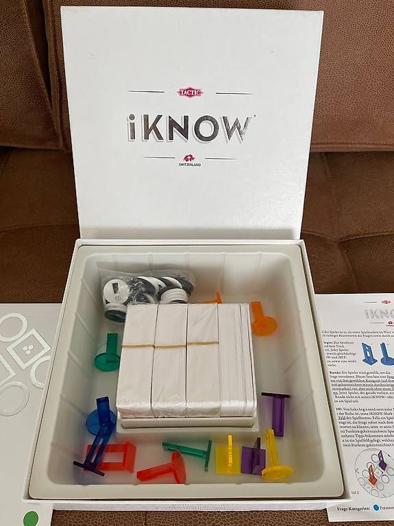 Spiele: iKNOW, Tactic Board Game, Wissenspiel, Schweizer Version – Gebraucht aus Chur von Zido