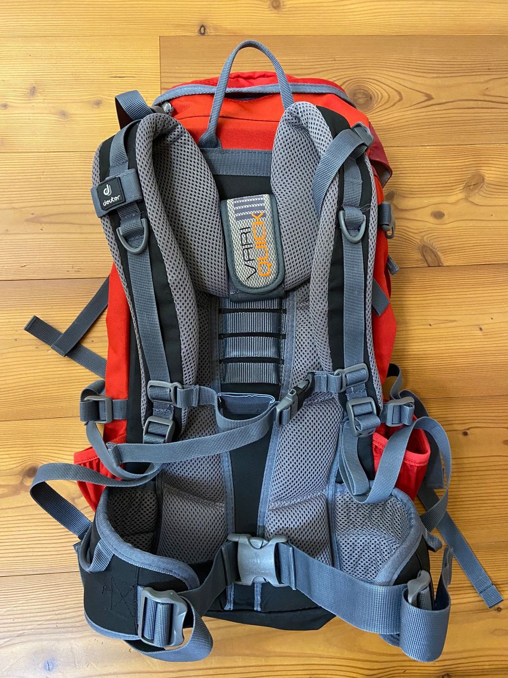 Deuter Zaini: Wanderrucksack Deuter Fox 30 – Usato da Kleinandelfingen venduto da linssandra 2