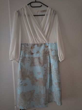 Festliches Kleid in Wickeloptik