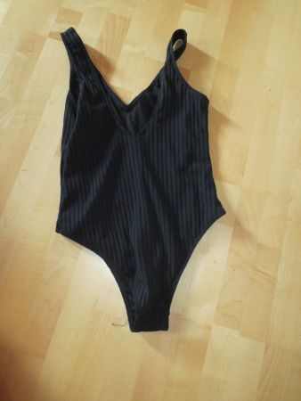 Body Gr. 42 eher 38 NEU und ungetragen