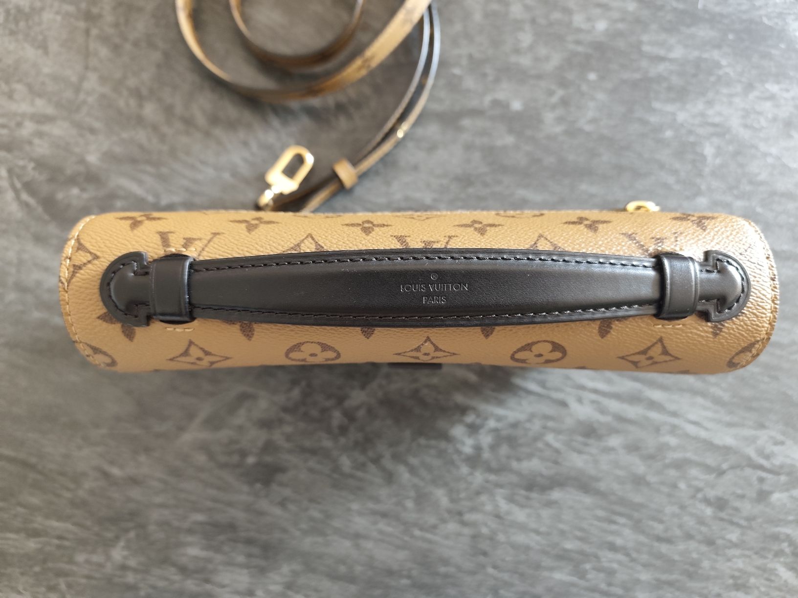 Louis Vuitton Sacs femmes: Louis Vuitton Pochette Métis Reverse – Neuf (Voir description) à Martigny par Vintage-23 7