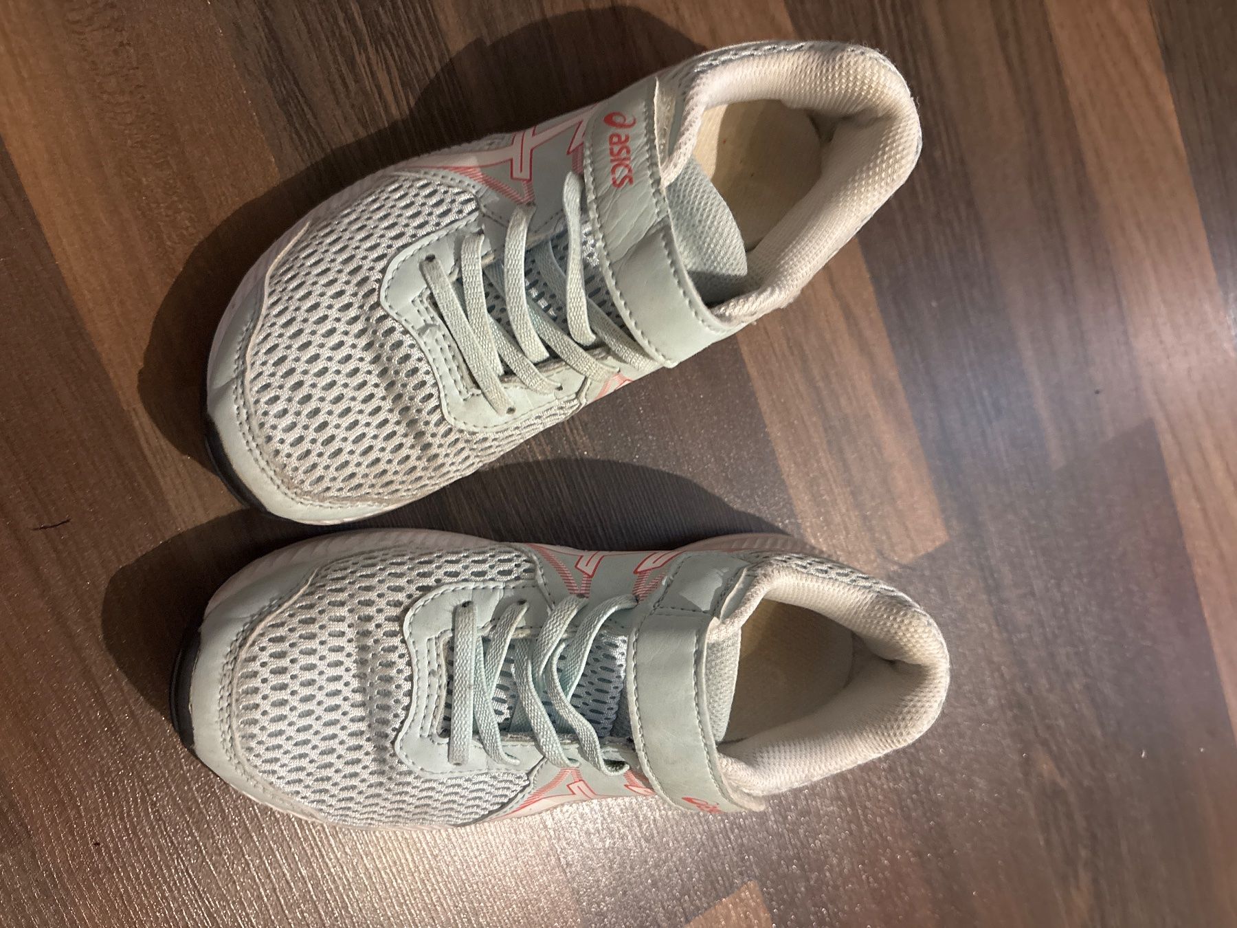Asics Scarpe per ragazze: Asics Kinderschuhe Turnschuhe Gr. 32.5 – Usato da Goldingen venduto da OnlineVerk