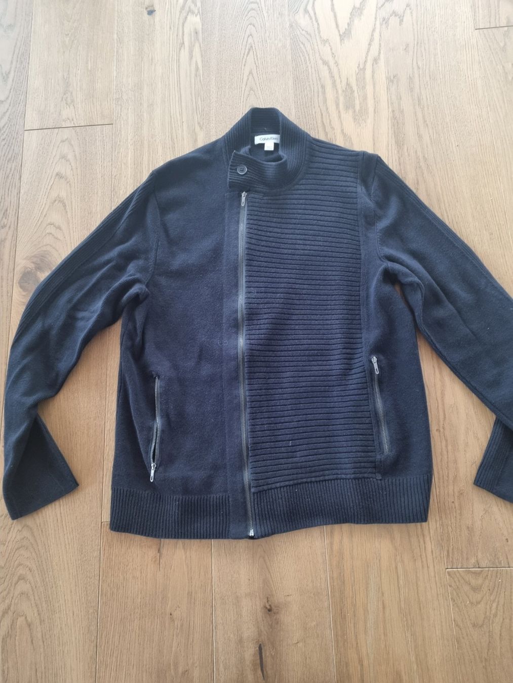 Giacche: Pullover / Strickjacke Calvin Klein – Usato da Frick venduto da Geheim007