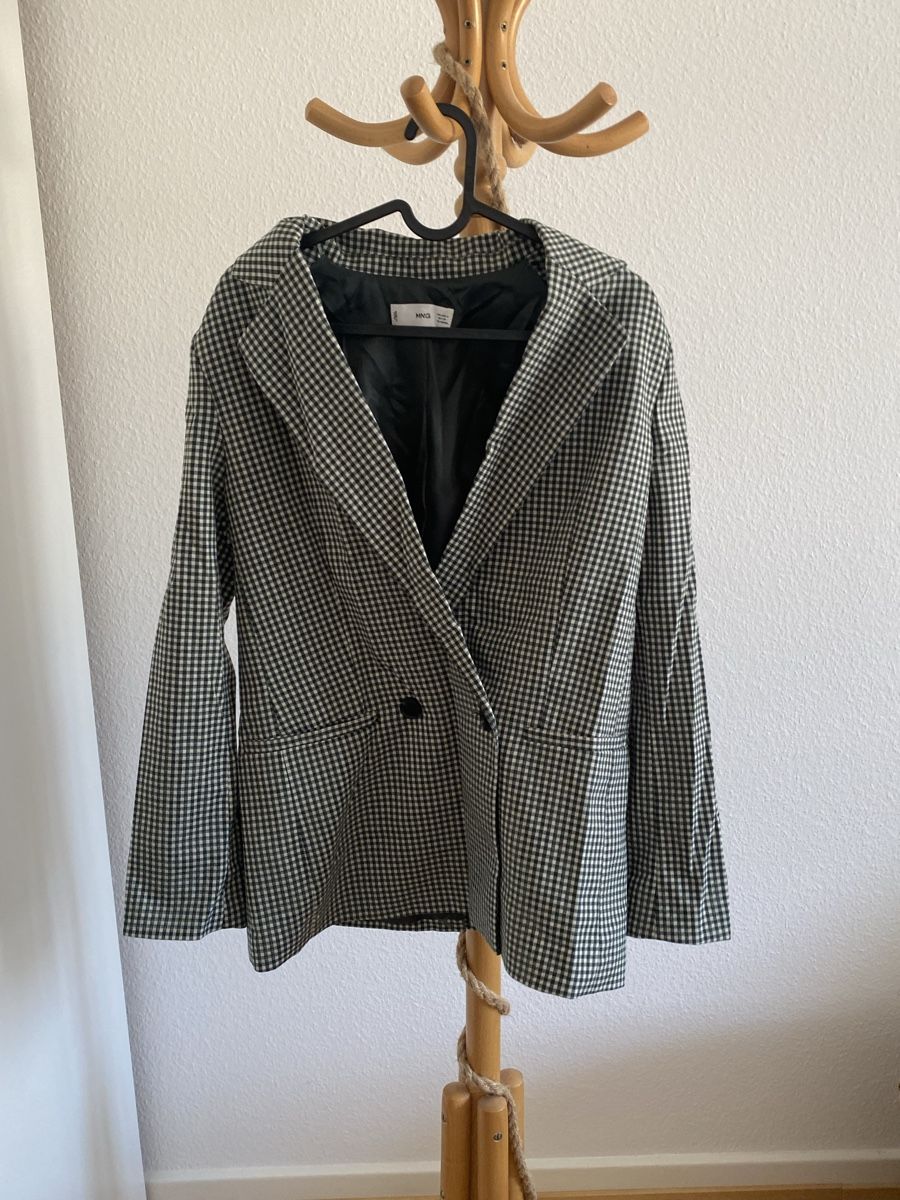 Lots de vêtements: Kleiderpaket – D'occasion à Basel par val_t8jm