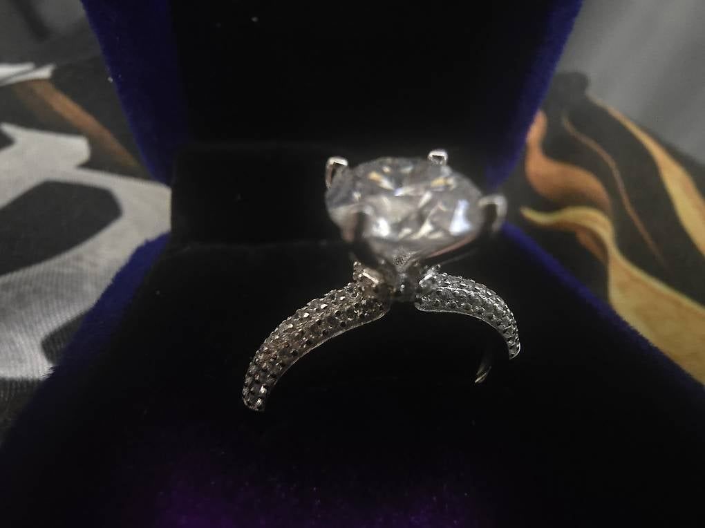 Ringe: Weissgoldring Au750 18k gr. 58 Ring aus Gold – Gebraucht aus Oberdiessbach von Beautiful-things 2