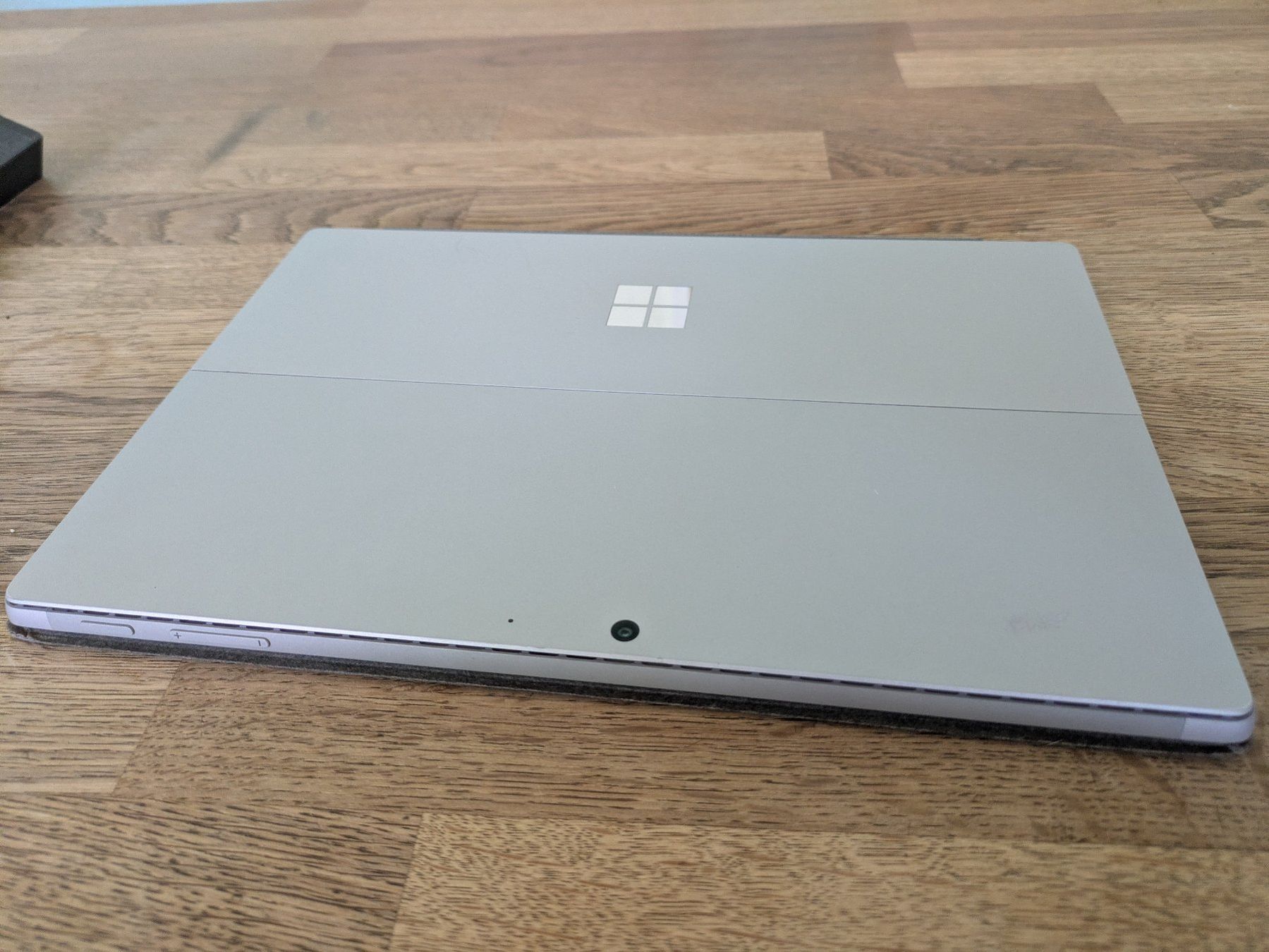 Microsoft Notebook: Surface Pro 7 mit Maus, Stift, Netzteil und Tasche – Usato da Meierskappel venduto da Boebb 1