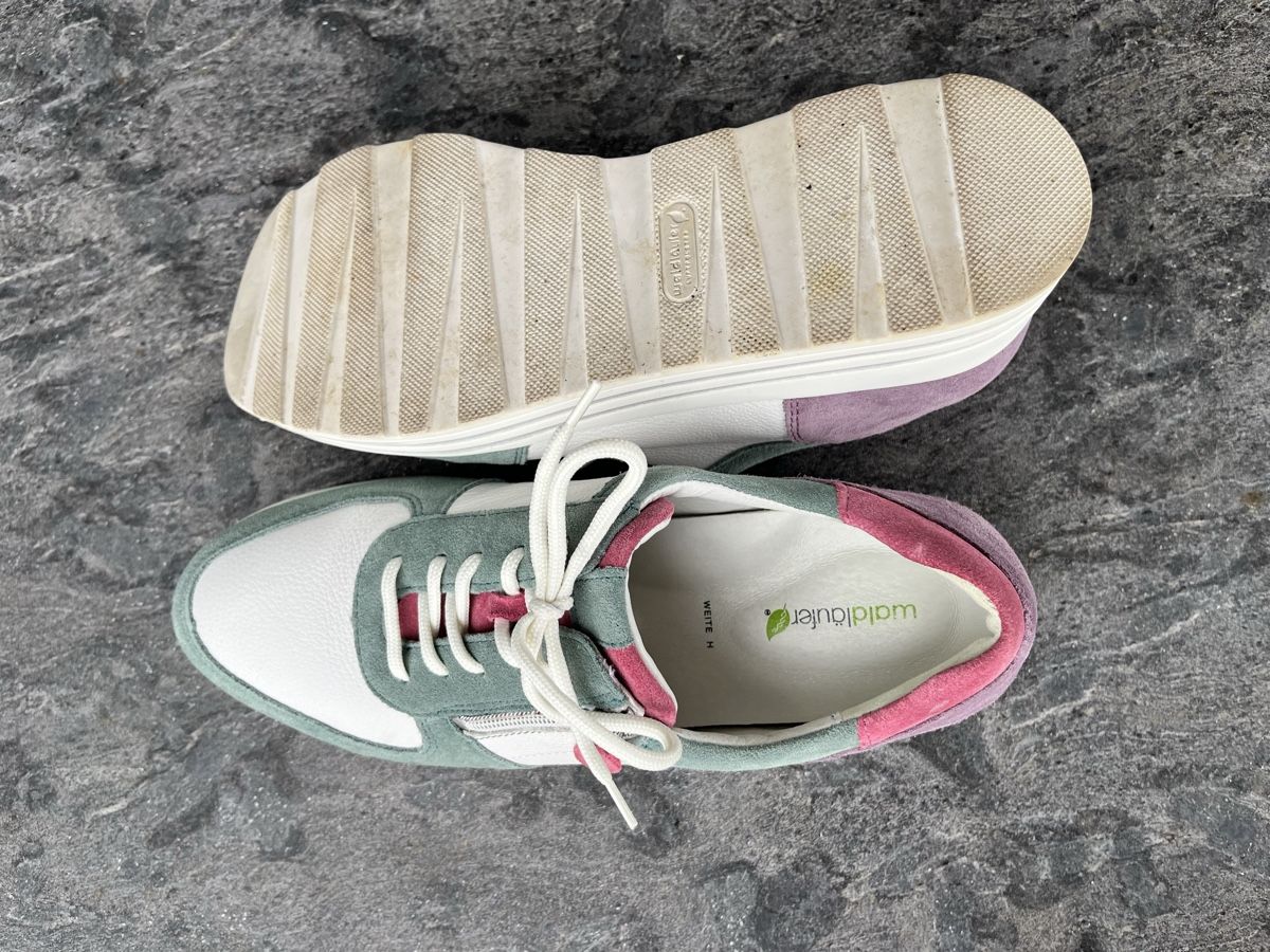 Damenschuhe: Waldläufer Sneaker Leder, Grösse 6.5 – Gebraucht aus Eglisau von regulmei 4