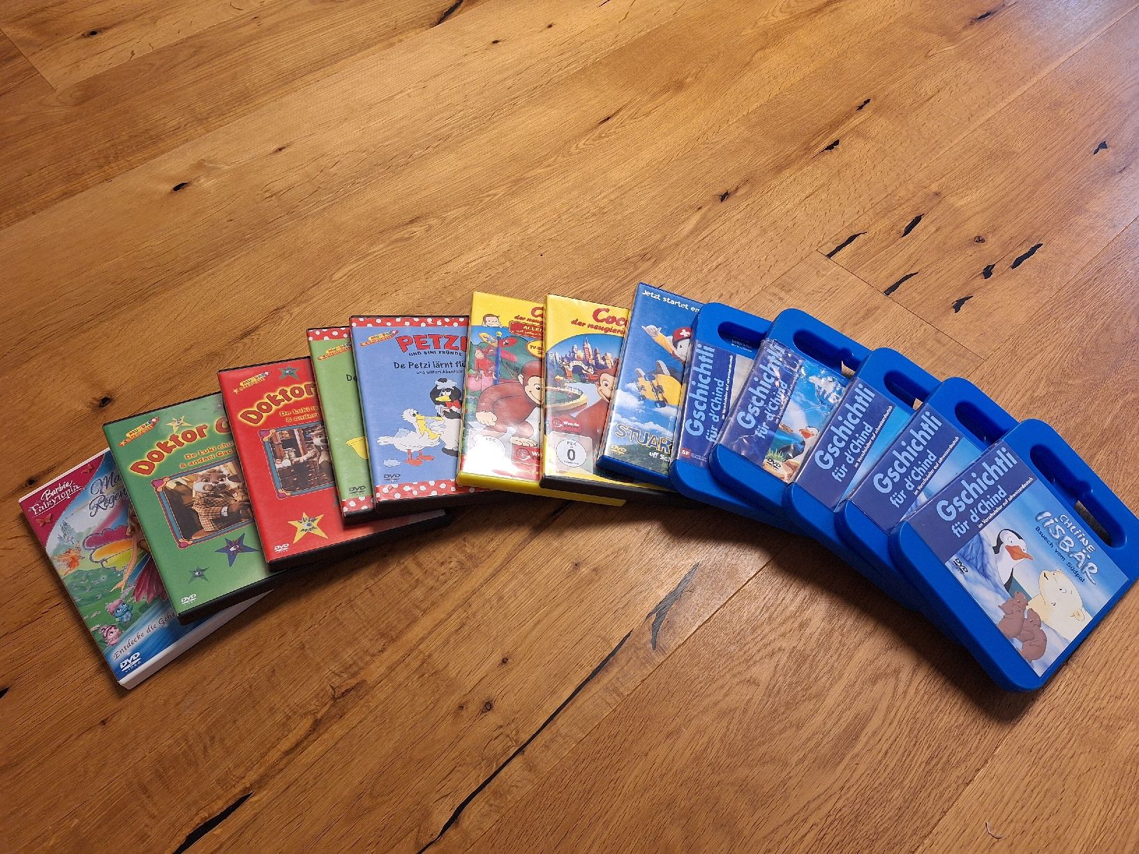 Tutti i DVDs: 13 DVD für Kinder – Usato da Abtwil AG venduto da stoho