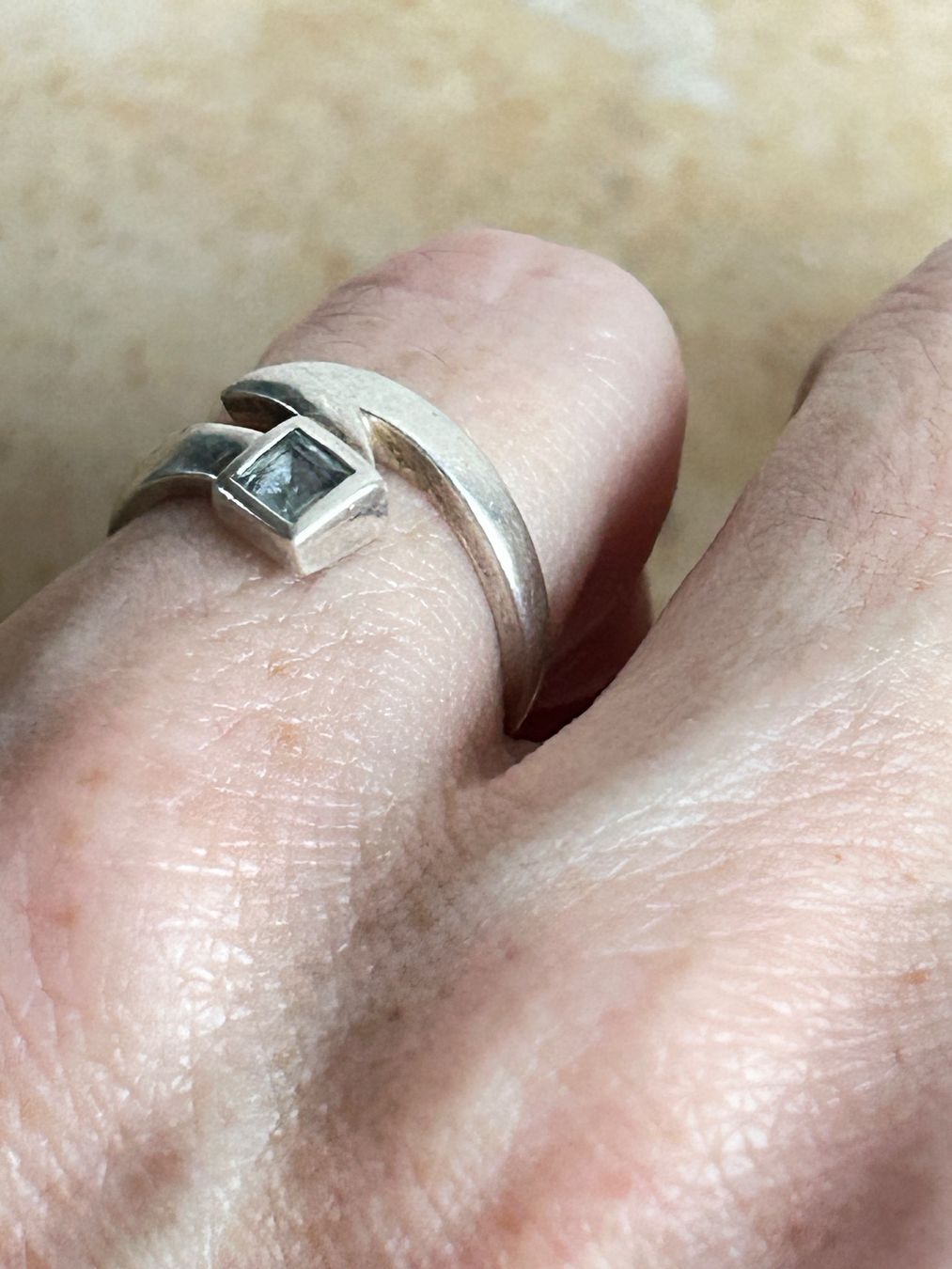 Anelli: Silber Ring mit blauem Stein (Grösse 50) – Usato da Dittingen venduto da Bijoubelle 3
