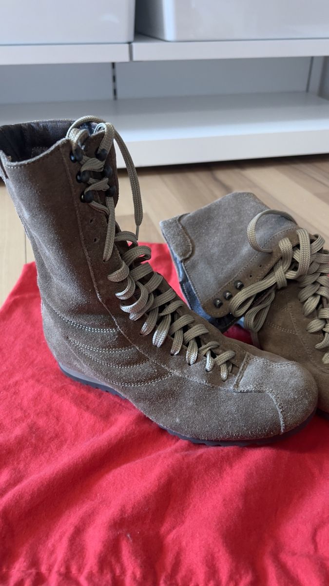 Damenschuhe: Stivali 👢 SUPERGA – Gebraucht aus Bre sopra Lugano von Carolina-JM 5
