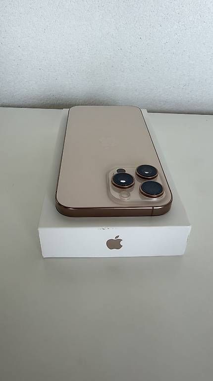 Handys / Smartphones: Iphone 16 Pro Max 256GB – Neu und originalverpackt aus Romont FR von Yohelys 3