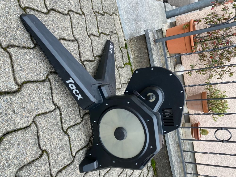 test home trainer tacx flux smart t2900