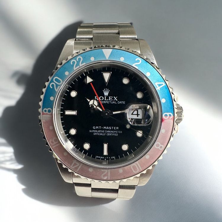 Rolex GMT-Master “Ghost Pepsi Bezel” 16700 U-Serie