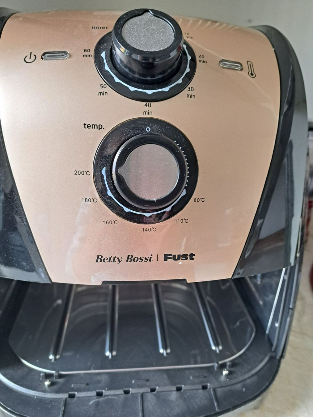 Betty Bossi Elettrodomestici da cucina: Heissluft-Fritteuse – Usato da Bünzen venduto da Floh99 2