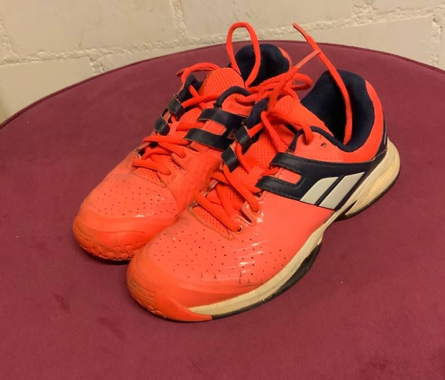 Scarpe per ragazzi: Kinder Tennisschuhe Babolat Gr. 35.5 – Usato da Bremgarten bei Bern venduto da Jow_682r