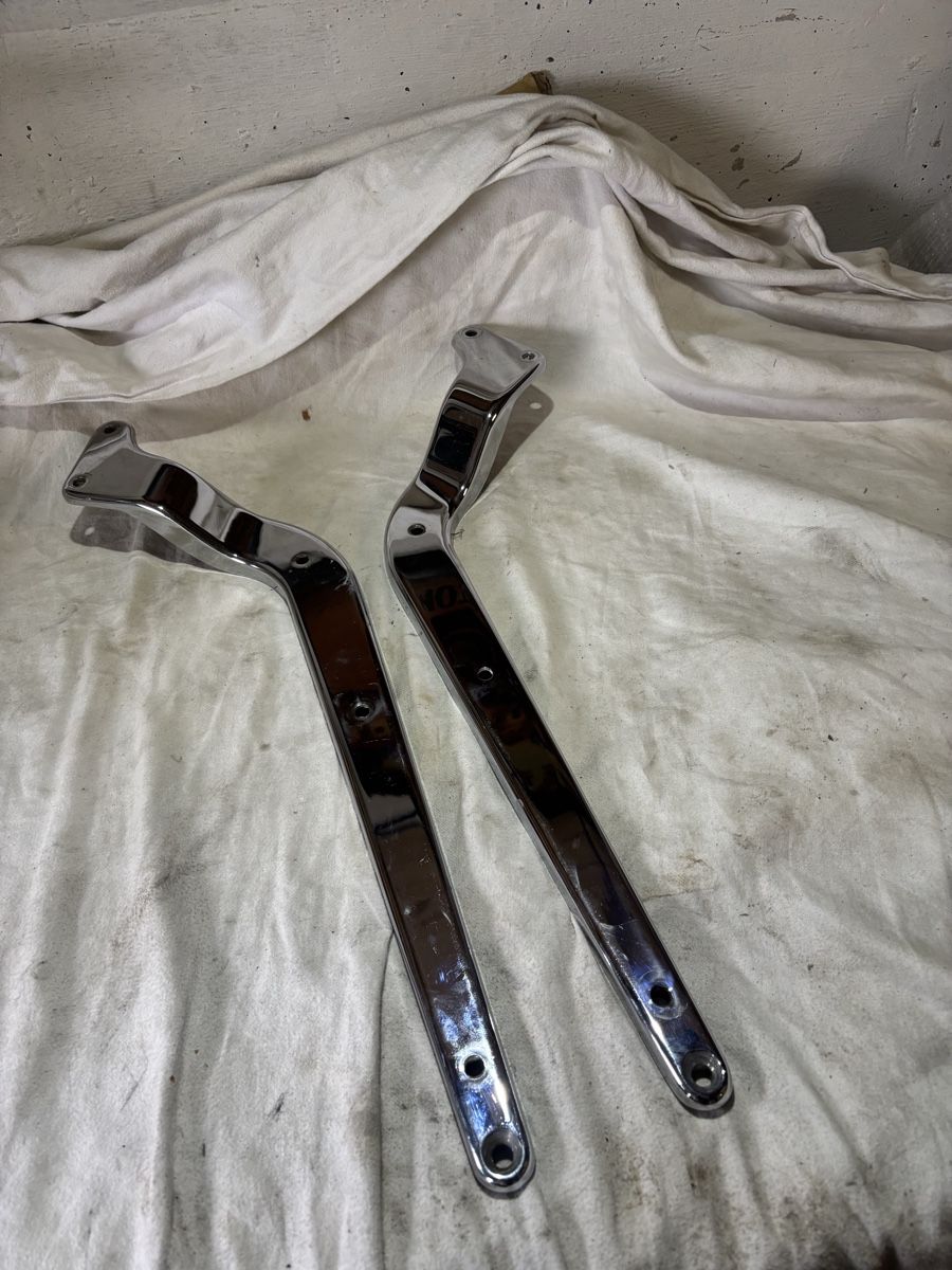Harley-Davidson Tutti i ricambio per moto: Harley Davidson Fenderstruts – Usato da Schötz venduto da Harley35 4