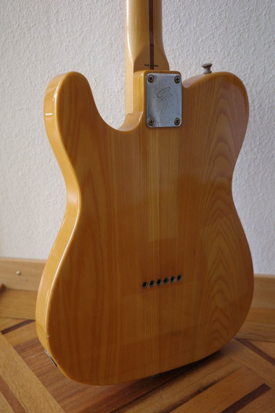 Fender Strumenti musicali: Fender Telecaster Japan 72' ( - de 3,2kg!) – Usato da Vevey venduto da RolfHot 2