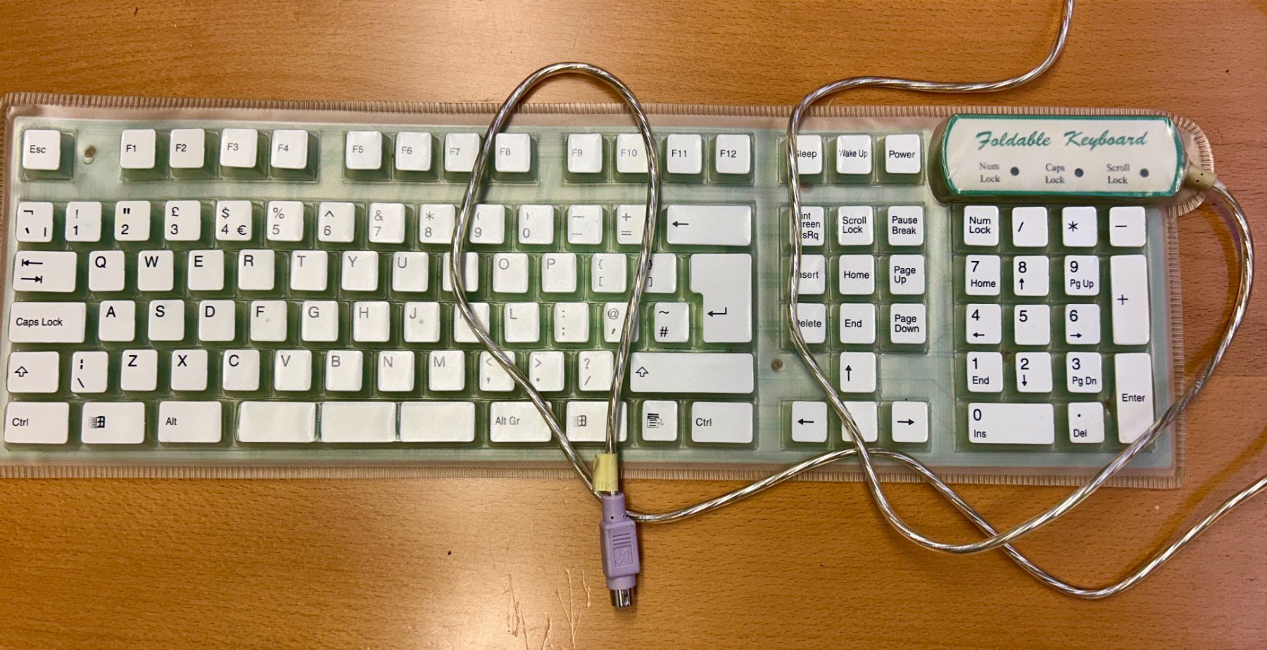 Tastaturen: Clavier Flottant Foldable Keyboard PC Apple? Original Qwerty – Gebraucht aus Cointrin von vrossi