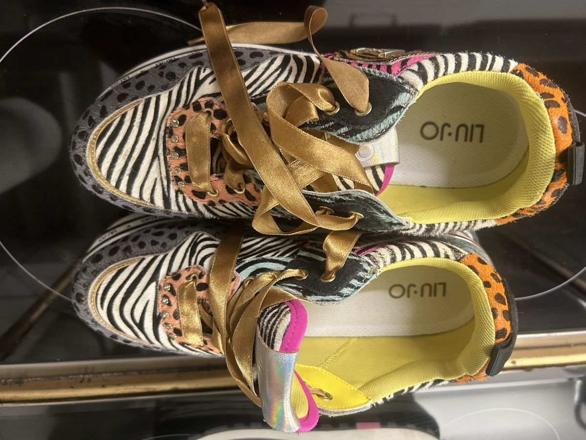 Scarpe da donna: LIU.JO – Usato da Luzern venduto da lit_xs5v 7