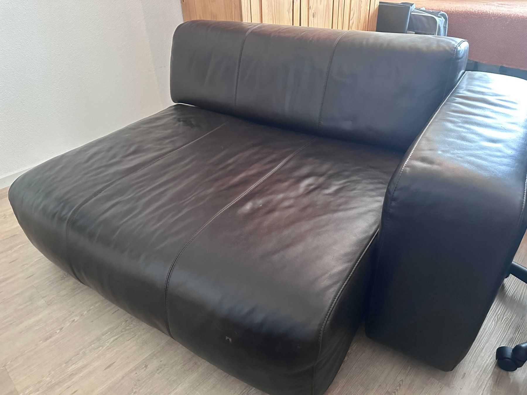 Bullfrog Sofas: Gratis Sofa Echtleder – D'occasion à Pfeffikon LU par Yggdrasill 1