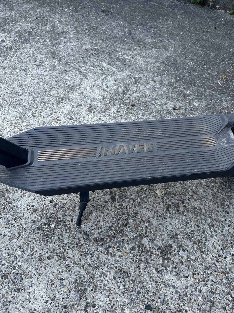 Scooters: Electro Trottinett ab 1.- – Défectueux à Bronschhofen par -BeeN- 1