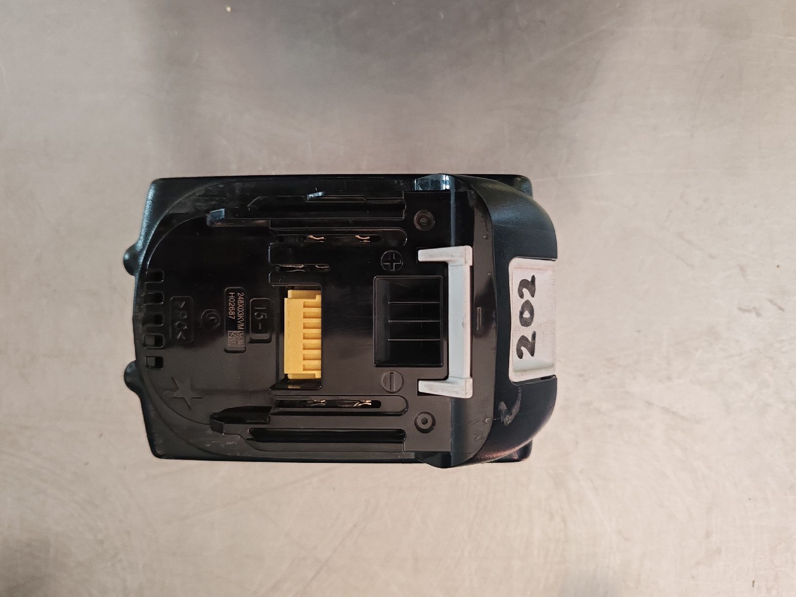Makita Trapani: Makita DDF486 Akku-Bohrschrauber – Usato da Bern venduto da PrettyGood 6