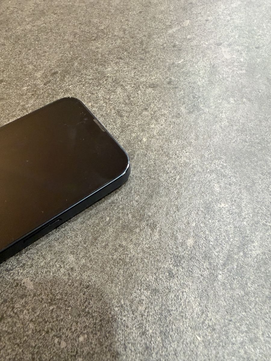 Apple Telefoni cellulari / Smartphones: iPhone 13 - 128 GB – Usato da Bironico venduto da thierry_vlp 3