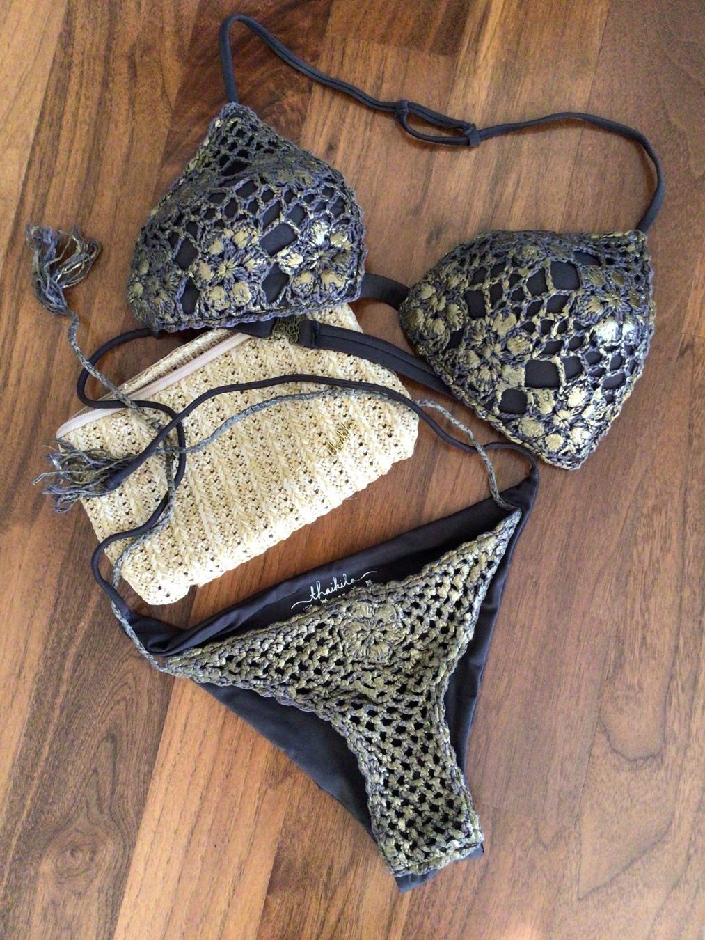 Badekleider & Bikinis: Bikini 👙 Schwimmanzug.. Bikini – Gebraucht aus Zürich von ElarmariodeRuth