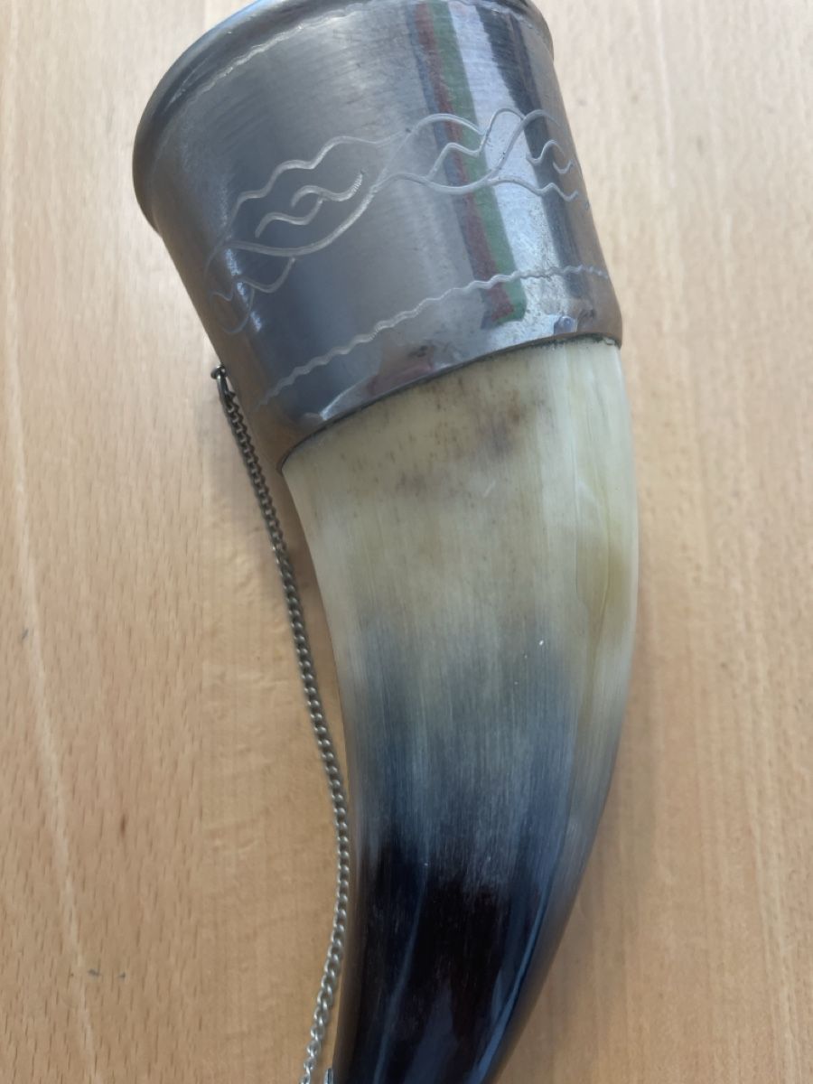 Geschirrsets: Becher aus Horn  – Gebraucht aus Birmensdorf ZH von irina61 1