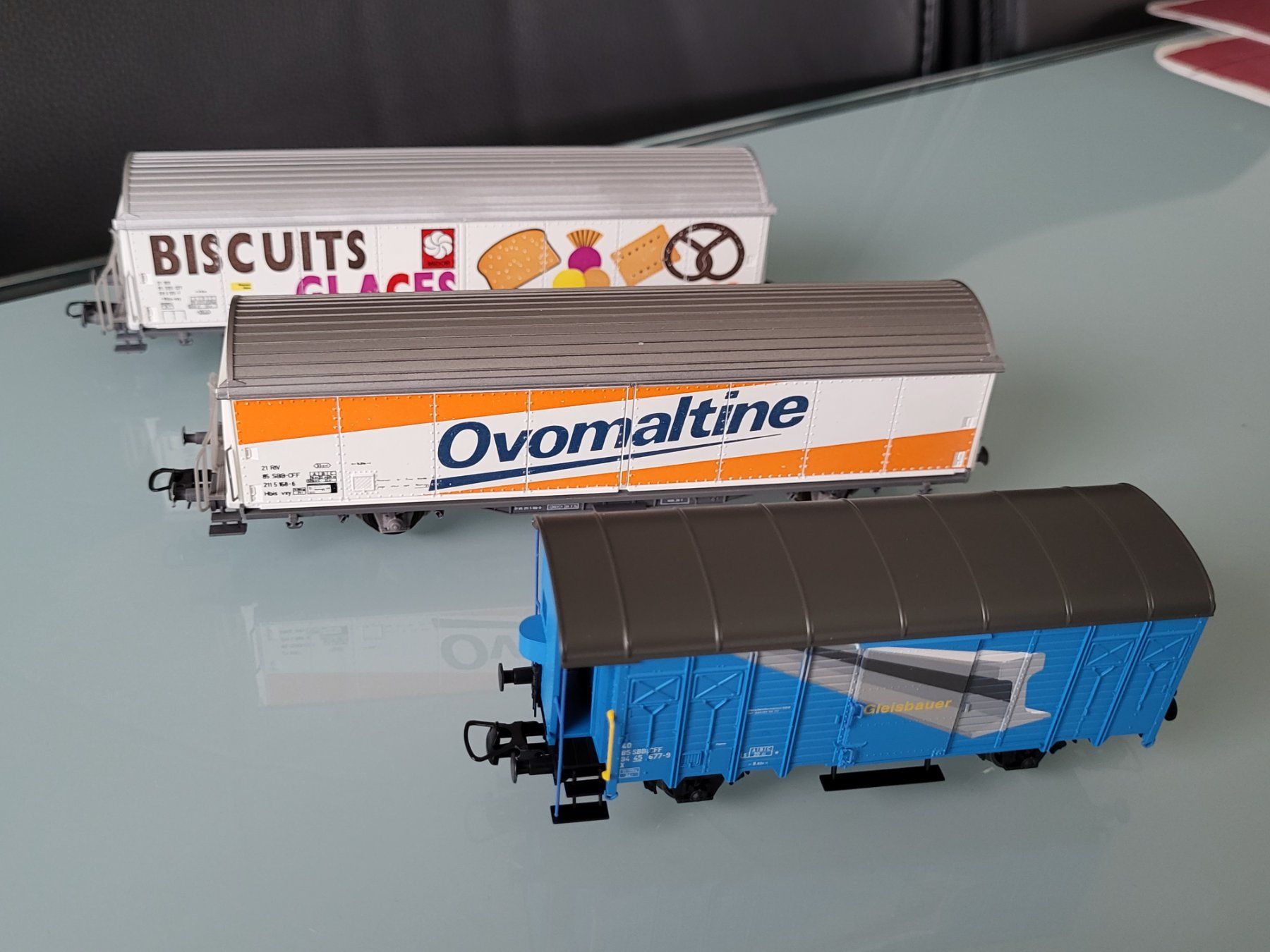 Roco Modellini di ferrovie: H0  ROCO  SBB  3 Stk. Güterwagen – Usato da Oberburg venduto da sensetal 1
