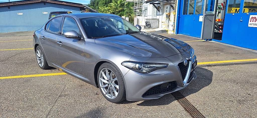 Alfa Romeo Autos: Alfa Romeo Giulia – D'occasion à Brittnau par rog_q9sl