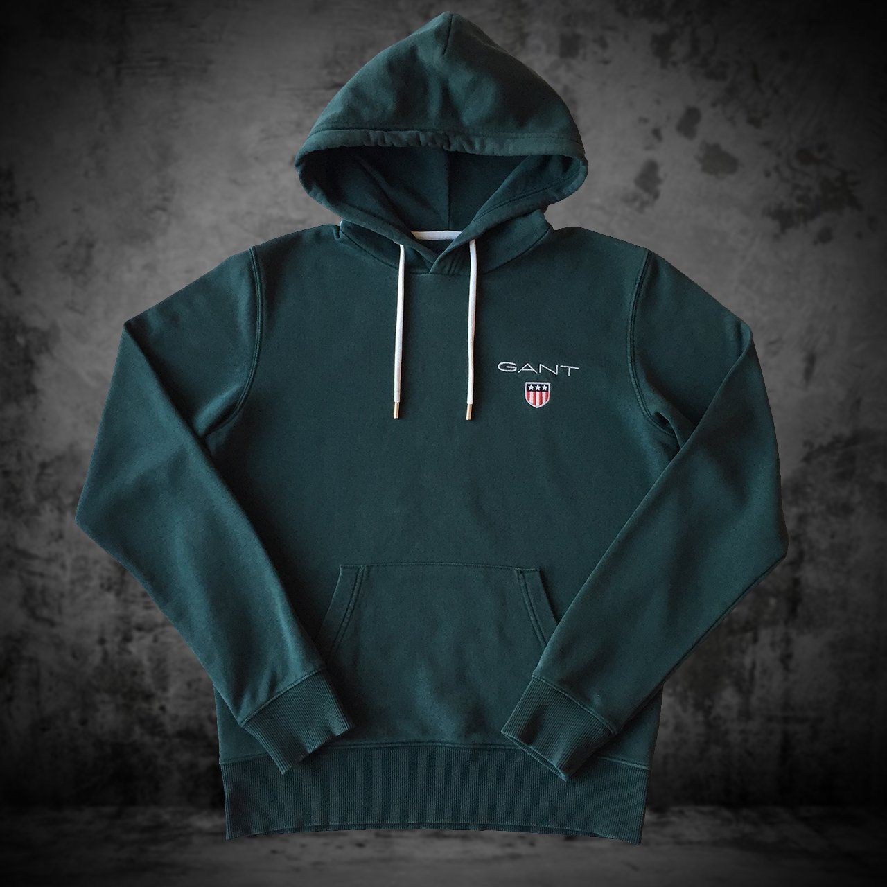 Gant Pullover & Sweatshirts: Pull Gant Shield Hoodie Green Men S – Gebraucht aus Genève von ang_7j7j 1