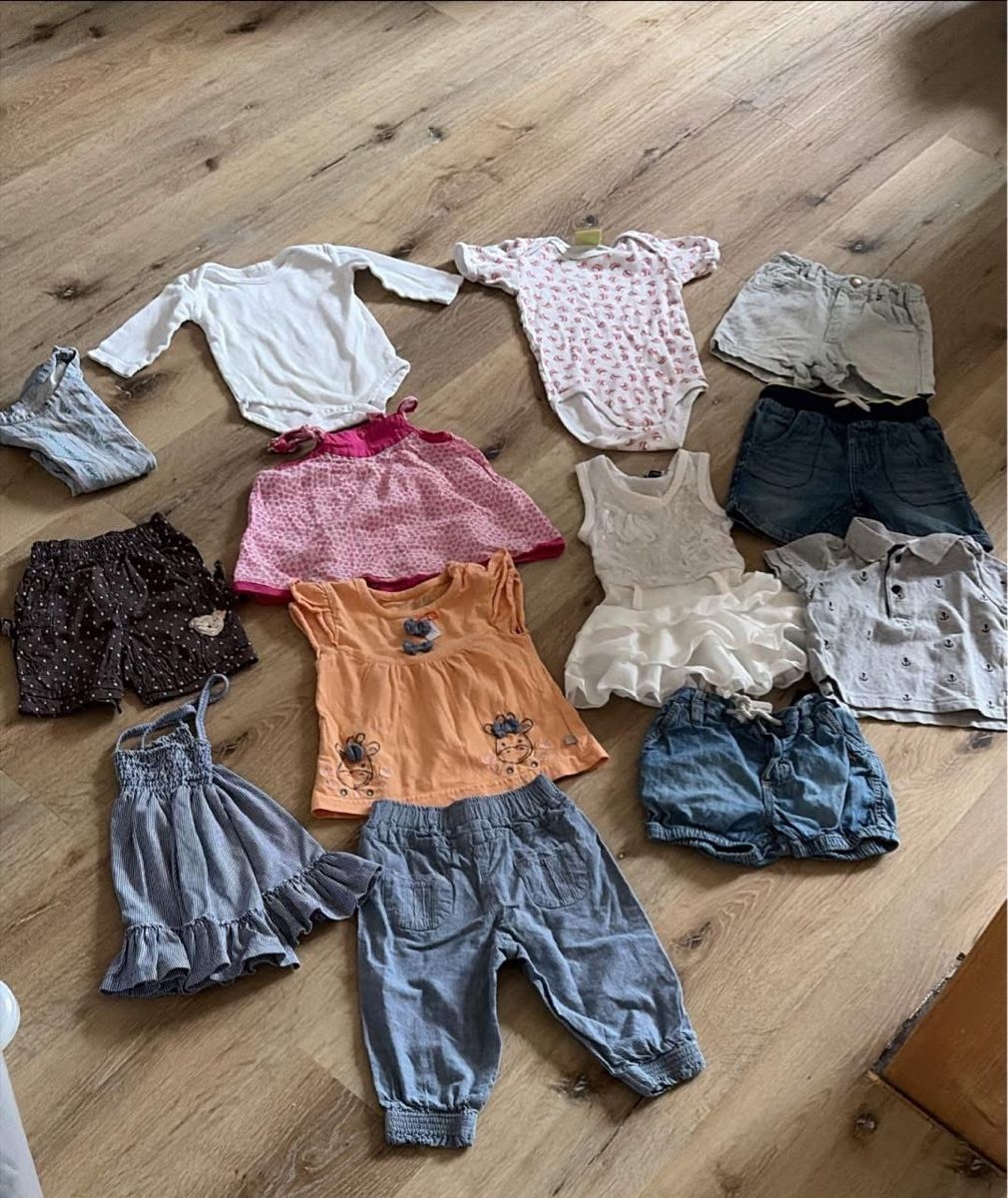 Lotti & Set di vestiti: Babykleider 62-80 – Usato da Rüti ZH venduto da Butterfly206cc