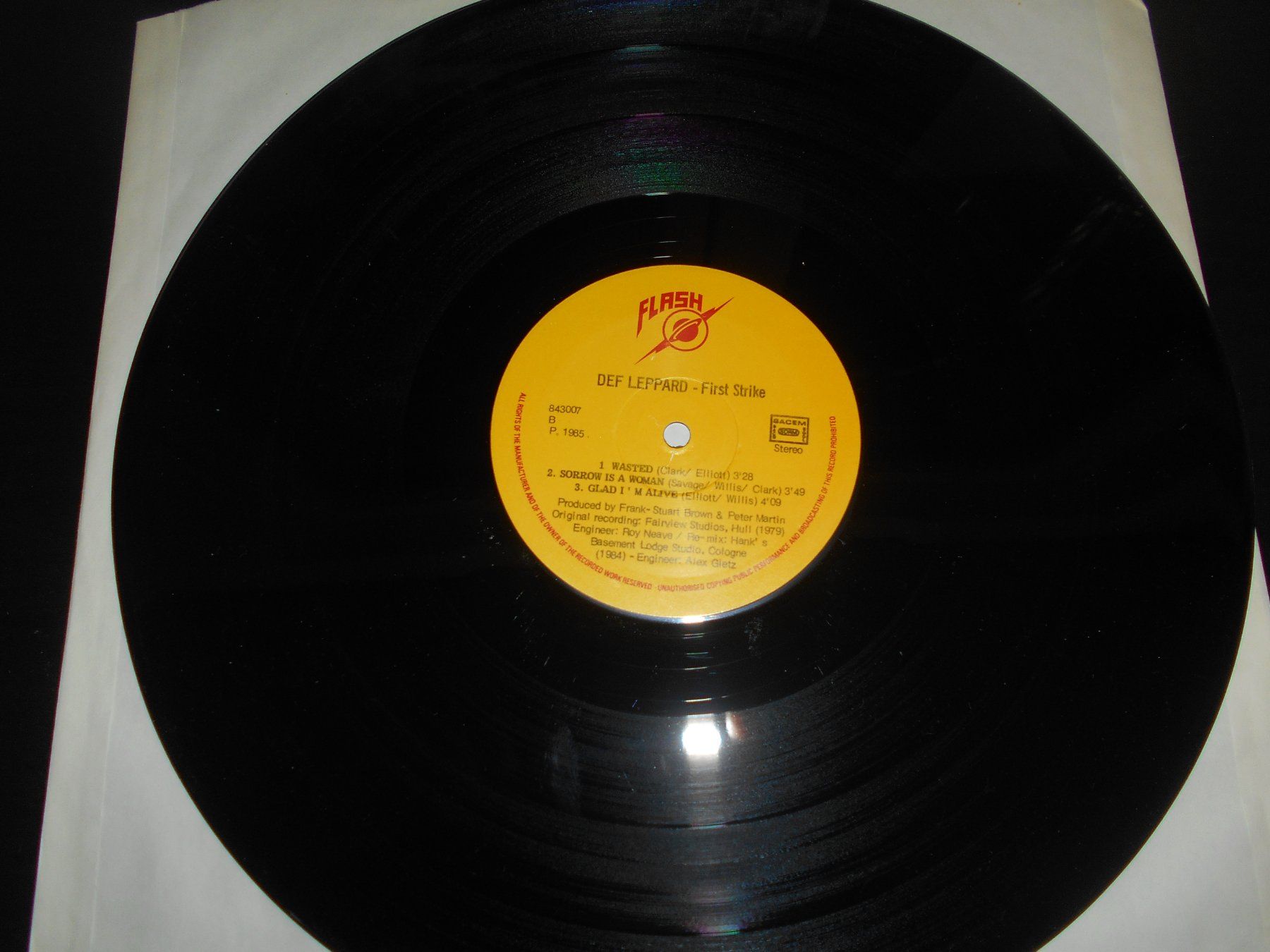 Dischi in vinile: Def Leppard – First Strike / 1985 / RARE – Usato da Aarberg venduto da witchhunter01 3