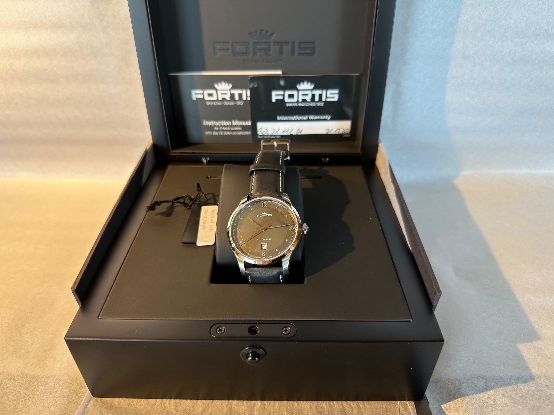 Fortis Orologi: FORTIS Terrestis Tycoon Date, Ref: 903.21.11 L.10, LP: 2140 – Nuovo (secondo la descrizione) da Uetikon am See venduto da stax55 5