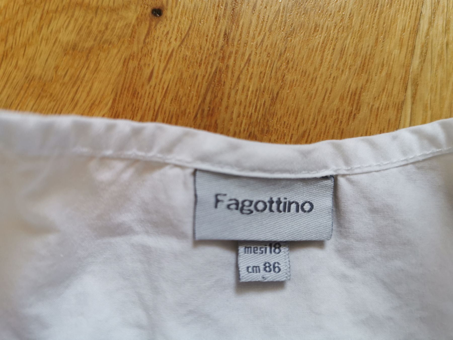 Camicette, T-shirt & Top: Kleid/Bluse/Top Gr. 86 – Usato da Seuzach venduto da Tureda 4