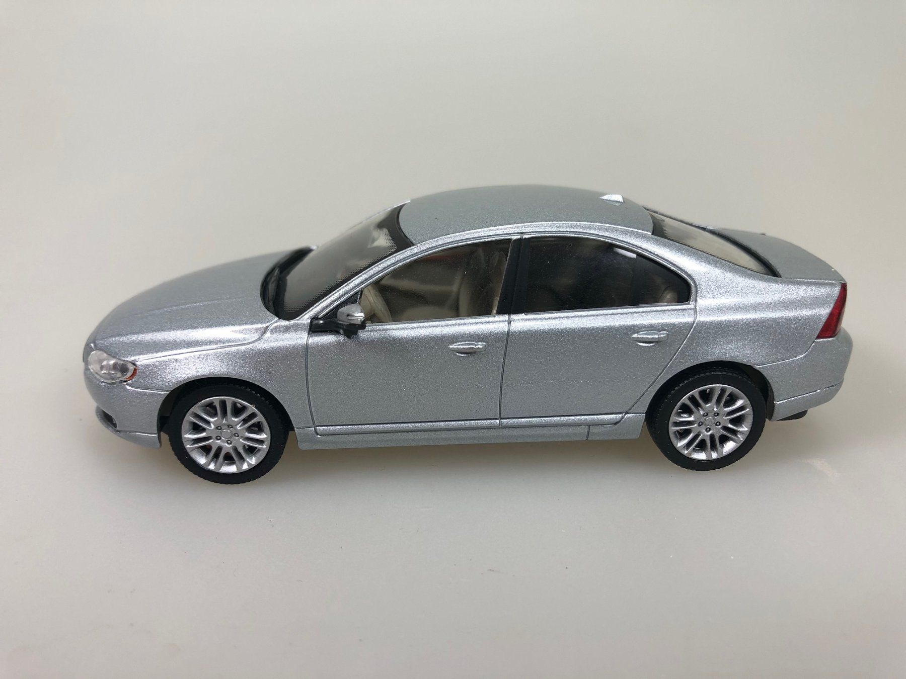 Volvo Modellautos: Volvo S80 - Motorart - 1:43 – Gebraucht aus Widen von Himan 3