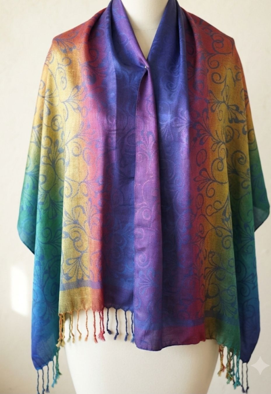 Foulards, Tücher & Schals: Écharpe Pashmina multicolore avec motif de fleurs et franges – Gebraucht aus Niedergösgen von Eva2410